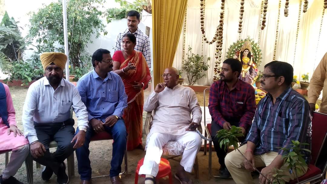 विधायक सरयू राय के बिष्टुपुर स्थित आवास पर सरस्वती पूजा का आयोजन किया गया