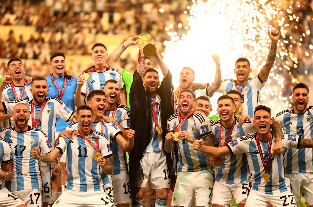 अर्जेंटीना ने 36 साल बाद जीता विश्व कप, पेनल्टी शूटआउट में फ्रांस को हराया